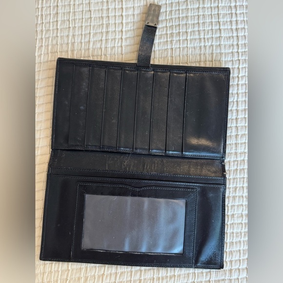 GUCCI Vintage Black Leather Long Wallet/Checkbook Holder (FLAWED) - Picture 10 of 11